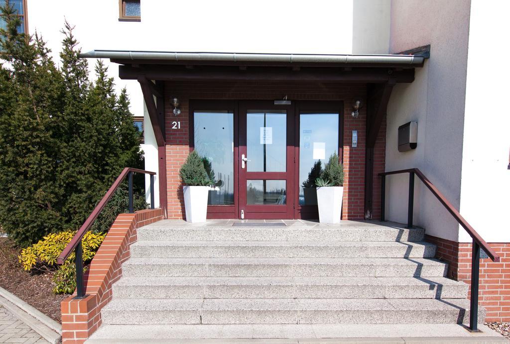 Garni-Hotel An Der Weide Berlin Exteriör bild